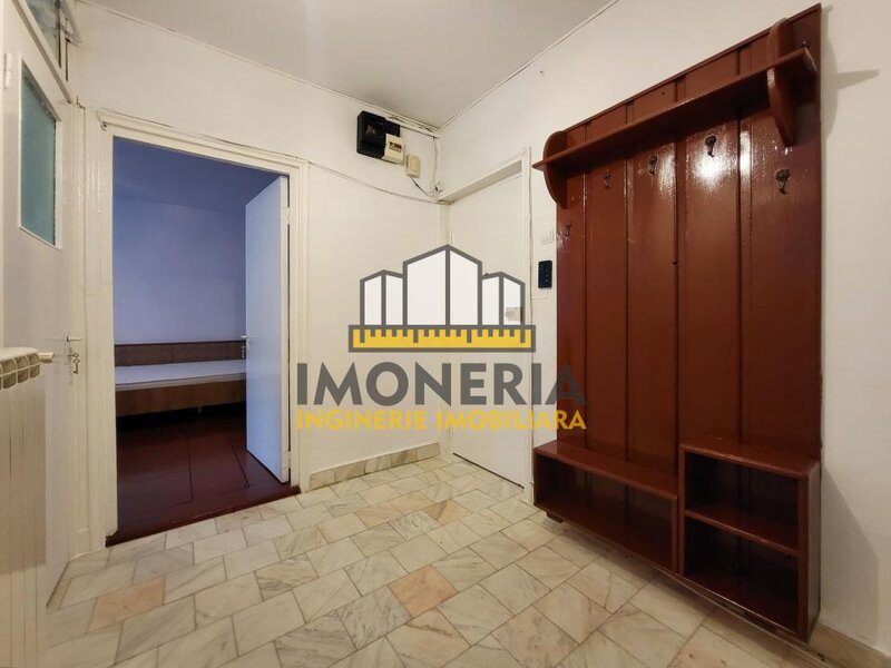 Dristor, garsoniera decomandata, centrala proprie, 0% comision